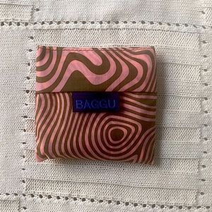 NWOT Baggu Baby Trippy Swirl Salmon Reusable Bag